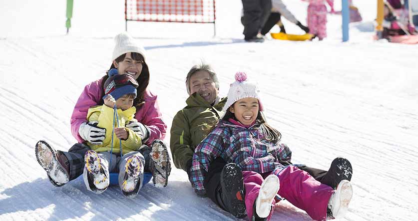 雪上活動