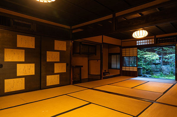 輪違屋