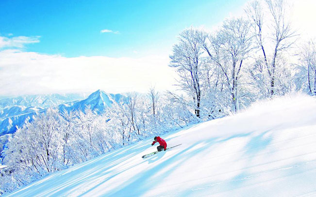 Ishiuchi Maruyama Ski Resort