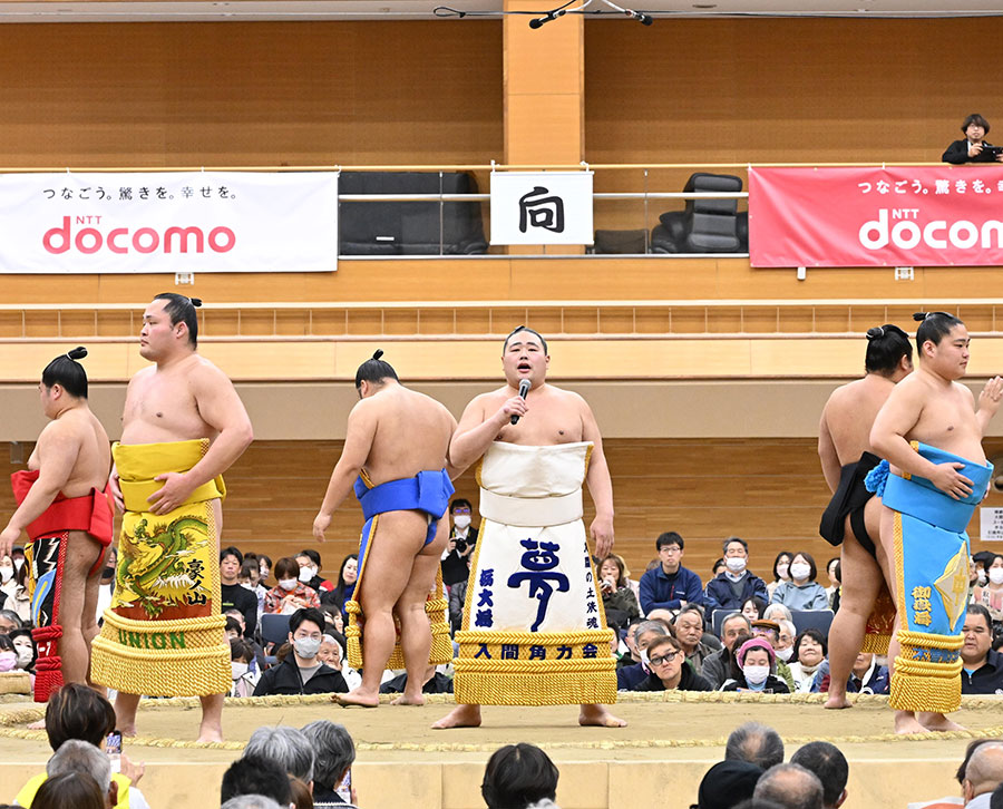 相撲甚句(じんく)